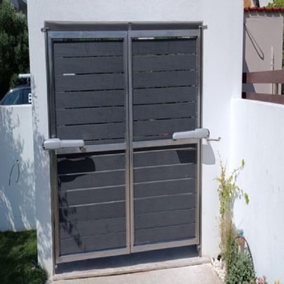 Stainless Steel Gate with Deck 